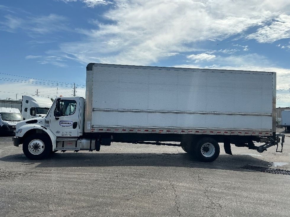Medium Duty Box Truck-Light and Medium Duty Trucks-Freightliner-2022-M2-Saint Louis-MO-242,740\n\t\tmiles-$ 50,750 - Image 4