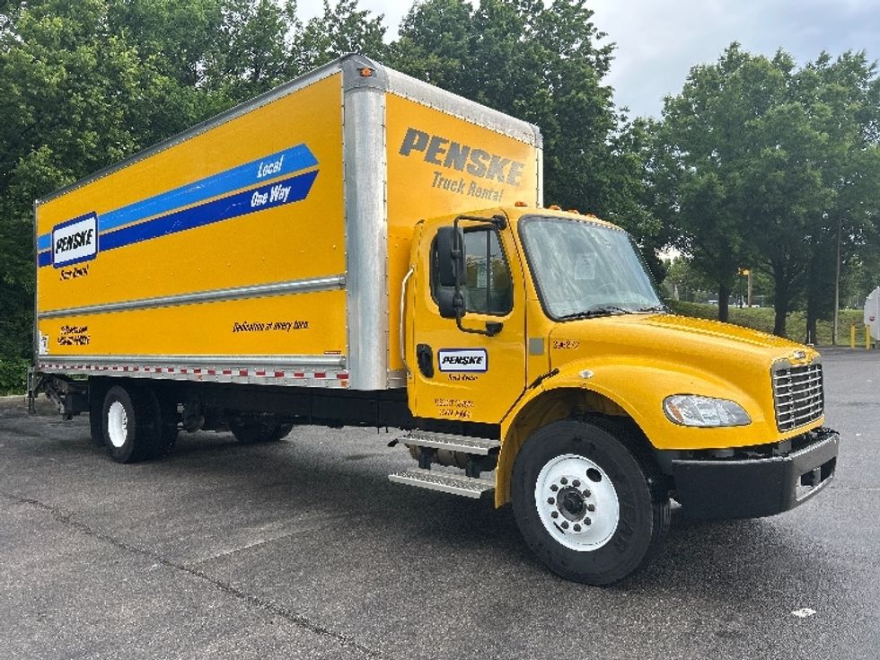 Medium Duty Box Truck-Light and Medium Duty Trucks-Freightliner-2022-M2-Salem-VA-377,688\n\t\tmiles-$ 26,250 - Image 1