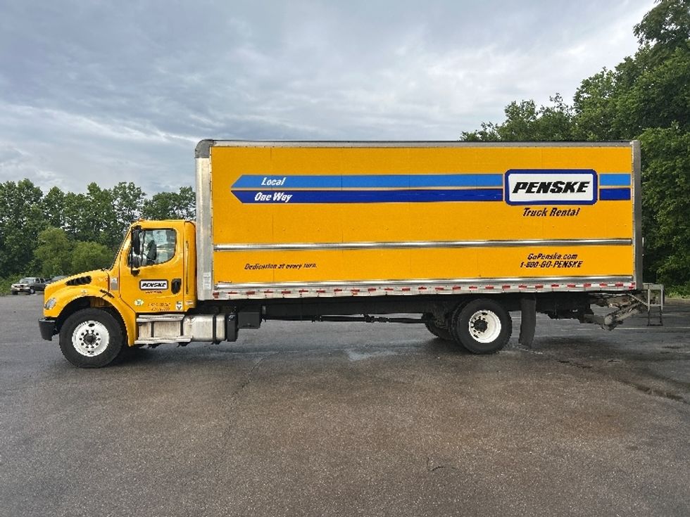 Medium Duty Box Truck-Light and Medium Duty Trucks-Freightliner-2022-M2-Salem-VA-377,688\n\t\tmiles-$ 26,250 - Image 4