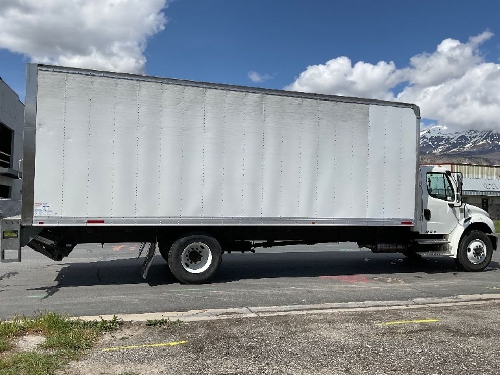 Medium Duty Box Truck-Light and Medium Duty Trucks-Freightliner-2022-M2-Salt Lake City-UT-182,332\n\t\tmiles-$ 62,000 - Image 15