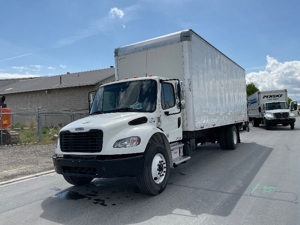 Medium Duty Box Truck-Light and Medium Duty Trucks-Freightliner-2022-M2-Salt Lake City-UT-182,332\n\t\tmiles-$ 62,000 - Image 3