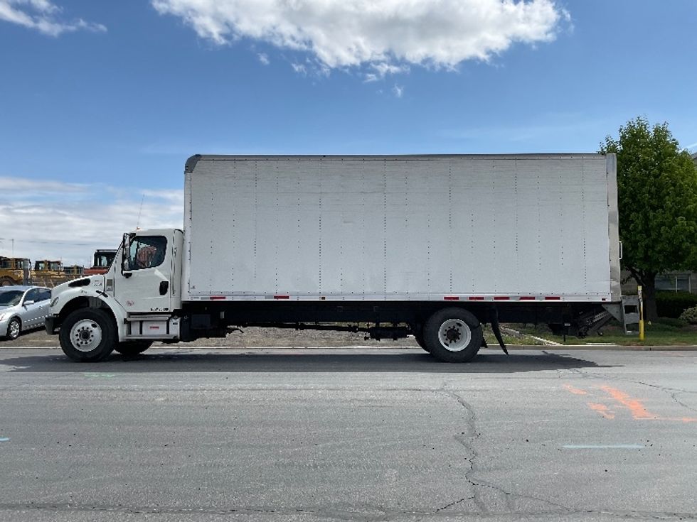 Medium Duty Box Truck-Light and Medium Duty Trucks-Freightliner-2022-M2-Salt Lake City-UT-182,332\n\t\tmiles-$ 62,000 - Image 4