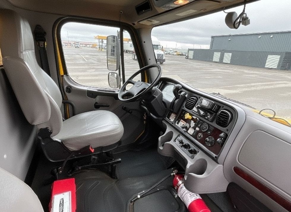 Medium Duty Box Truck-Light and Medium Duty Trucks-Freightliner-2022-M2-Salt Lake City-UT-245,414\n\t\tmiles-$ 44,250 - Image 22