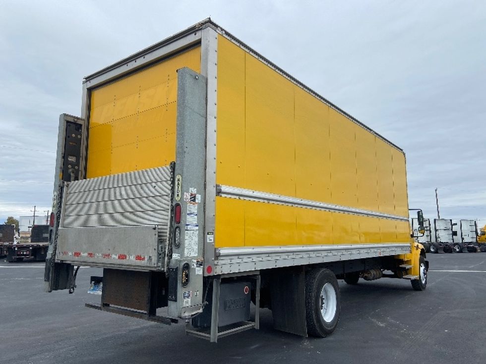 Medium Duty Box Truck-Light and Medium Duty Trucks-Freightliner-2022-M2-San Antonio-TX-101,210\n\t\tmiles-$ 77,000 - Image 13