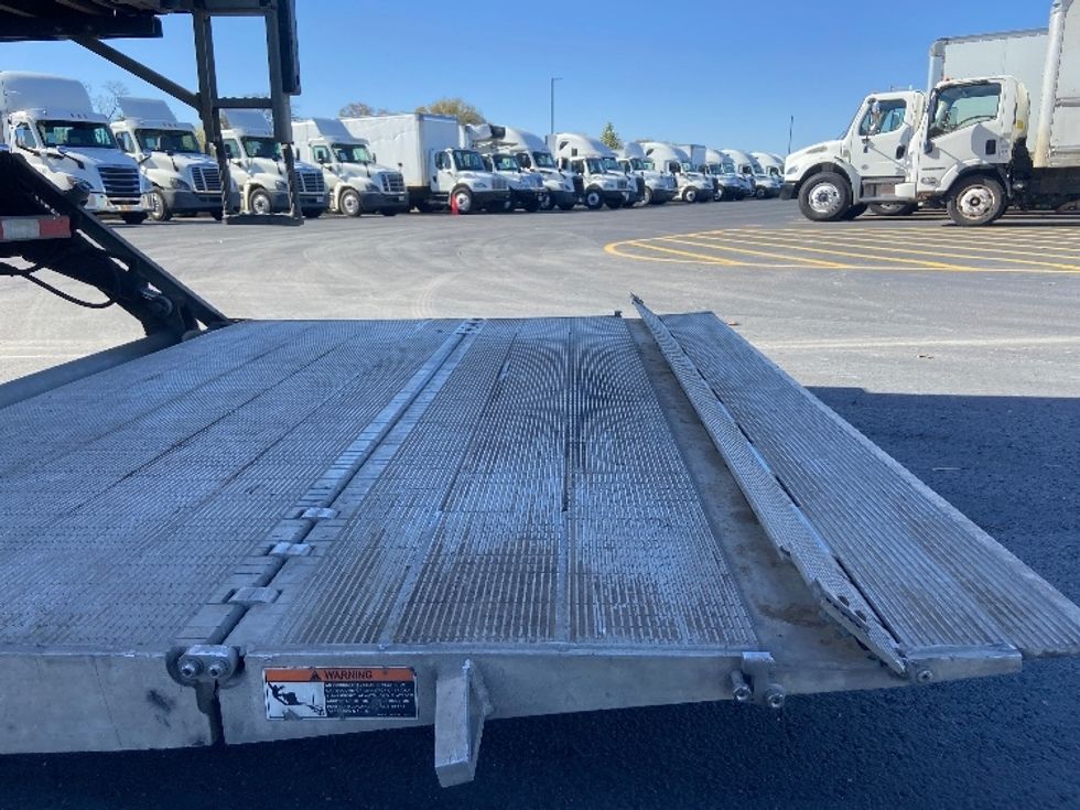 Medium Duty Box Truck-Light and Medium Duty Trucks-Freightliner-2022-M2-San Antonio-TX-117,261\n\t\tmiles-$ 74,250 - Image 25