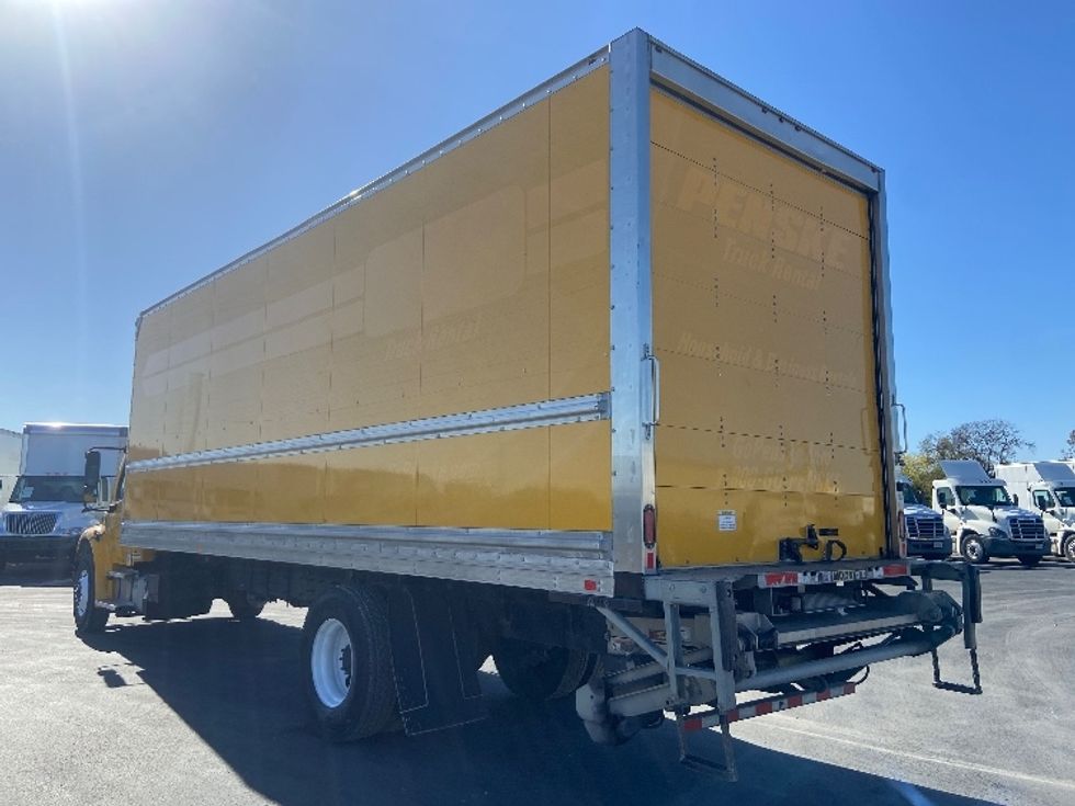 Medium Duty Box Truck-Light and Medium Duty Trucks-Freightliner-2022-M2-San Antonio-TX-117,261\n\t\tmiles-$ 74,250 - Image 6