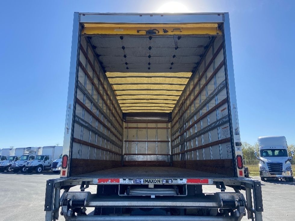 Medium Duty Box Truck-Light and Medium Duty Trucks-Freightliner-2022-M2-San Antonio-TX-117,261\n\t\tmiles-$ 74,250 - Image 8