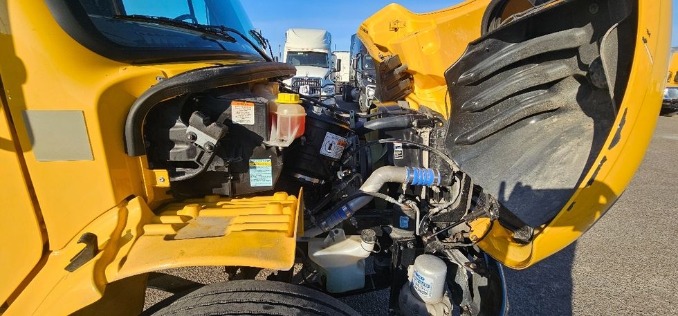 Medium Duty Box Truck-Light and Medium Duty Trucks-Freightliner-2022-M2-San Antonio-TX-120,086\n\t\tmiles-$ 73,750 - Image 23