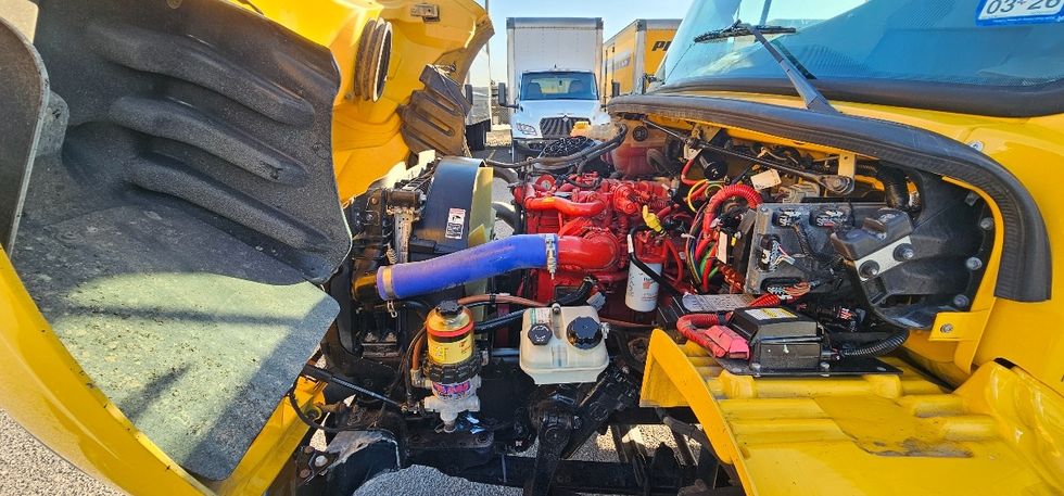 Medium Duty Box Truck-Light and Medium Duty Trucks-Freightliner-2022-M2-San Antonio-TX-120,086\n\t\tmiles-$ 73,750 - Image 24