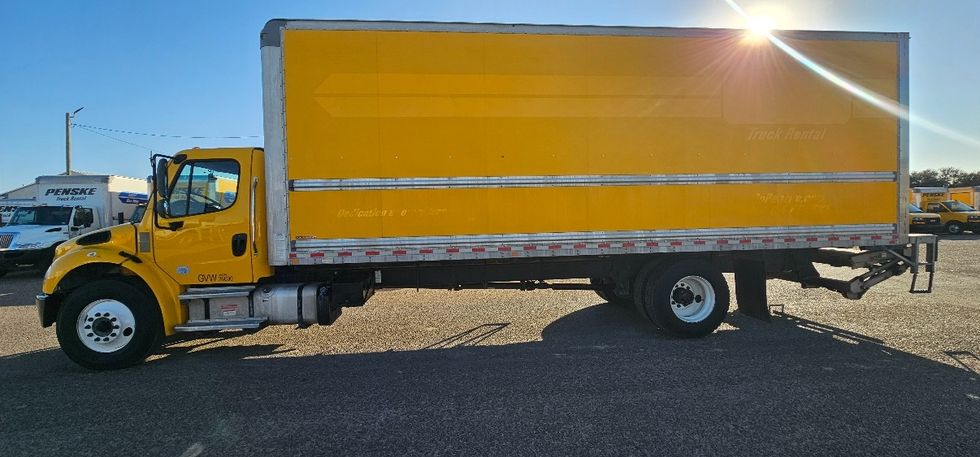 Medium Duty Box Truck-Light and Medium Duty Trucks-Freightliner-2022-M2-San Antonio-TX-120,086\n\t\tmiles-$ 73,750 - Image 4