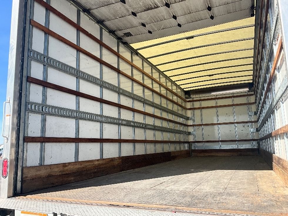 Medium Duty Box Truck-Light and Medium Duty Trucks-Freightliner-2022-M2-San Antonio-TX-163,151\n\t\tmiles-$ 67,000 - Image 11