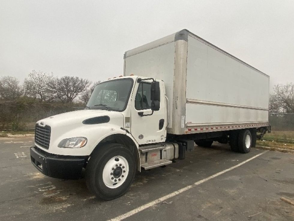 Medium Duty Box Truck-Light and Medium Duty Trucks-Freightliner-2022-M2-San Antonio-TX-163,151\n\t\tmiles-$ 67,000 - Image 3
