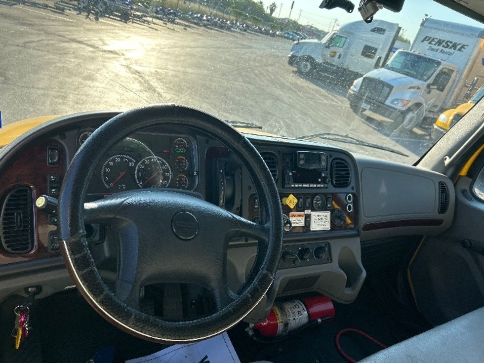 Medium Duty Box Truck-Light and Medium Duty Trucks-Freightliner-2022-M2-San Antonio-TX-205,659\n\t\tmiles-$ 56,500 - Image 17