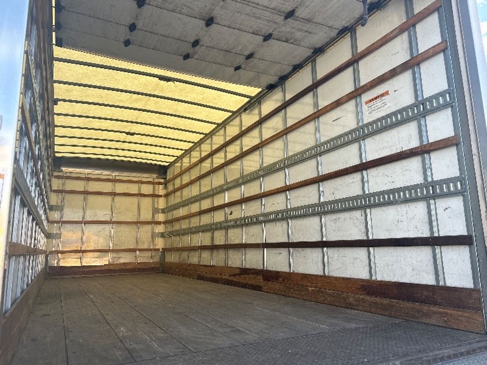 Medium Duty Box Truck-Light and Medium Duty Trucks-Freightliner-2022-M2-San Antonio-TX-208,993\n\t\tmiles-$ 55,750 - Image 12