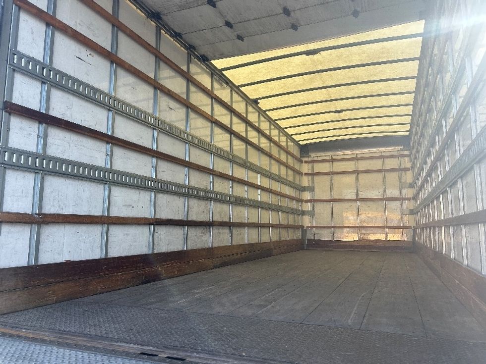 Medium Duty Box Truck-Light and Medium Duty Trucks-Freightliner-2022-M2-San Antonio-TX-222,678\n\t\tmiles-$ 50,250 - Image 11
