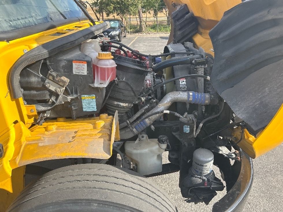 Medium Duty Box Truck-Light and Medium Duty Trucks-Freightliner-2022-M2-San Antonio-TX-222,678\n\t\tmiles-$ 50,250 - Image 23