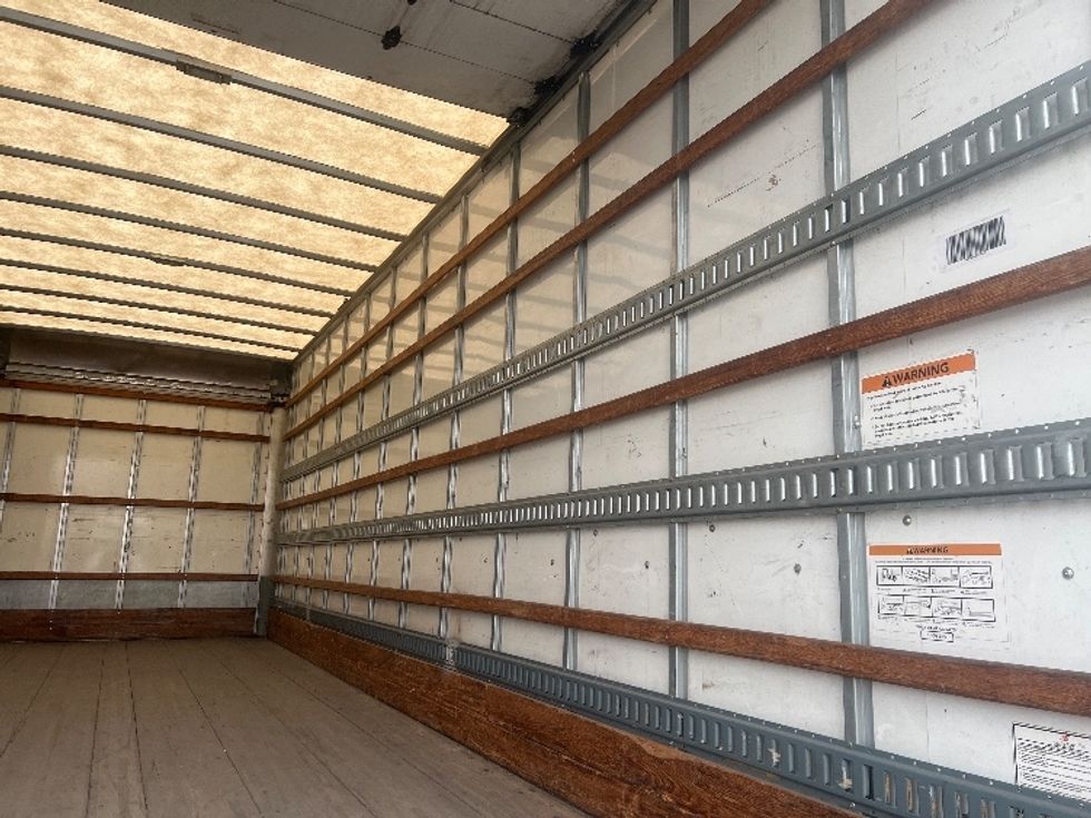 Medium Duty Box Truck-Light and Medium Duty Trucks-Freightliner-2022-M2-San Antonio-TX-239,420\n\t\tmiles-$ 51,500 - Image 12