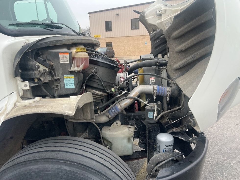 Medium Duty Box Truck-Light and Medium Duty Trucks-Freightliner-2022-M2-San Antonio-TX-239,420\n\t\tmiles-$ 51,500 - Image 23