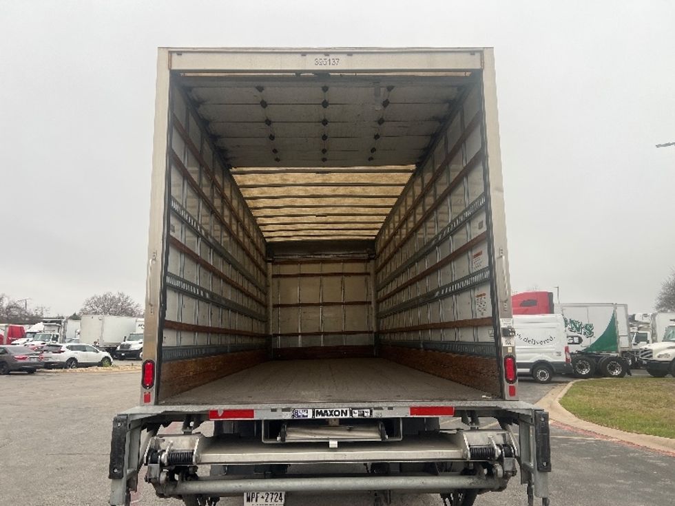 Medium Duty Box Truck-Light and Medium Duty Trucks-Freightliner-2022-M2-San Antonio-TX-239,420\n\t\tmiles-$ 51,500 - Image 8