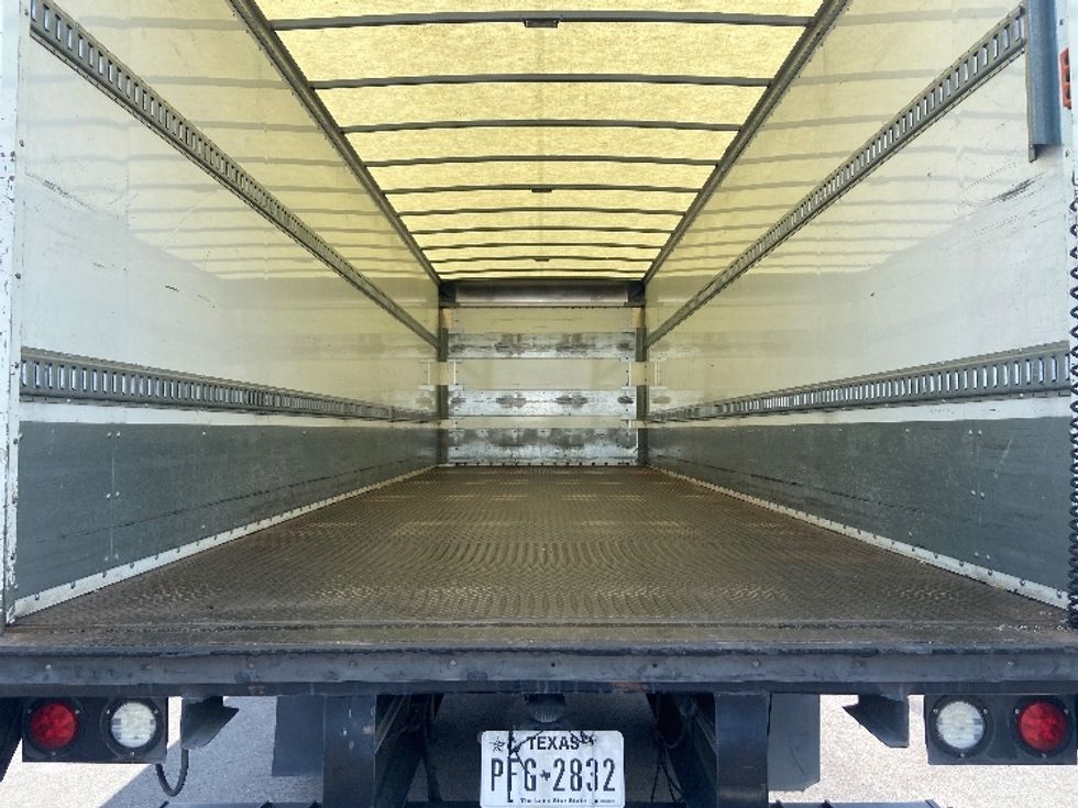 Medium Duty Box Truck-Light and Medium Duty Trucks-Freightliner-2022-M2-San Antonio-TX-322,717\n\t\tmiles-$ 27,000 - Image 10