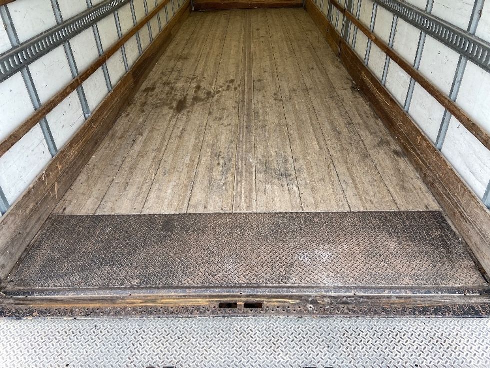 Medium Duty Box Truck-Light and Medium Duty Trucks-Freightliner-2022-M2-San Antonio-TX-99,900\n\t\tmiles-$ 77,250 - Image 10