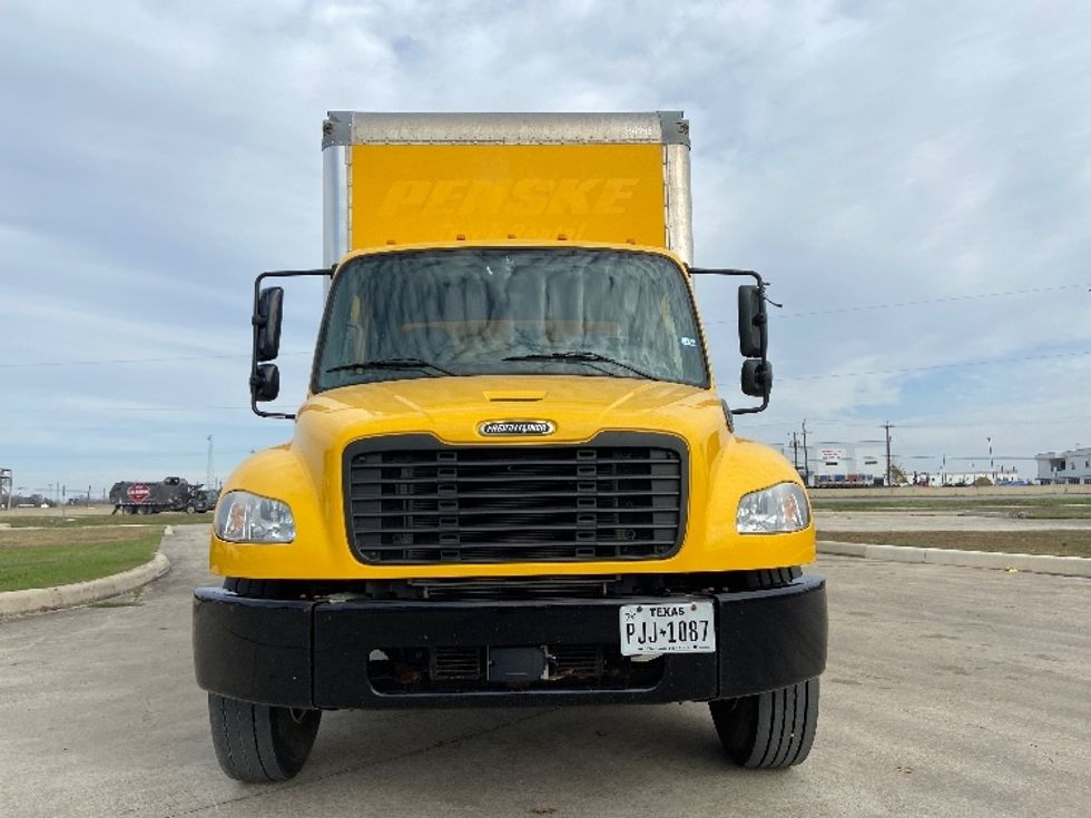 Medium Duty Box Truck-Light and Medium Duty Trucks-Freightliner-2022-M2-San Antonio-TX-99,900\n\t\tmiles-$ 77,250 - Image 2
