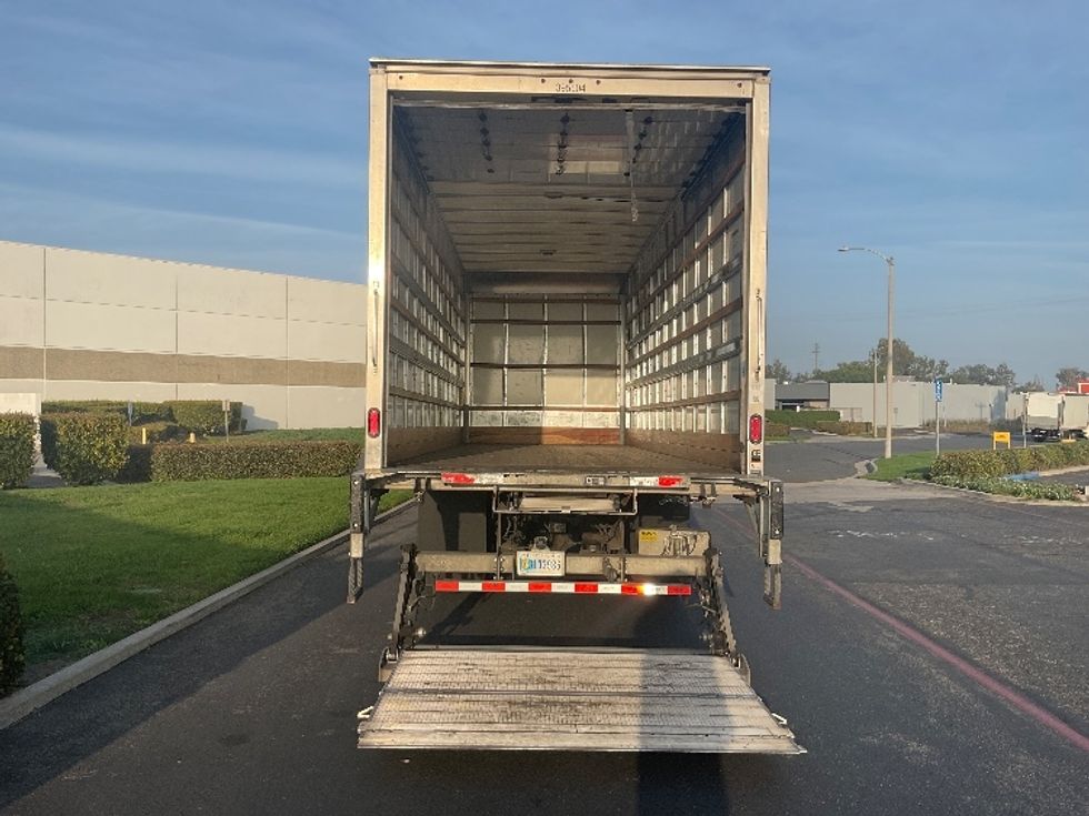 Medium Duty Box Truck-Light and Medium Duty Trucks-Freightliner-2022-M2-Santa Ana-CA-91,240\n\t\tmiles-$ 81,000 - Image 9