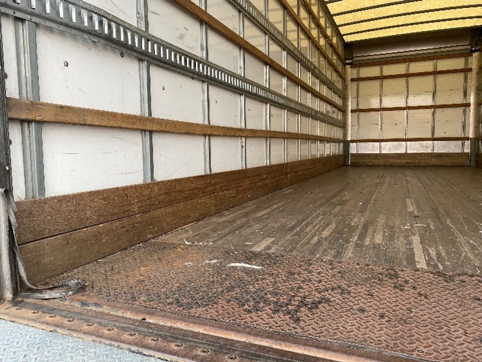 Medium Duty Box Truck-Light and Medium Duty Trucks-Freightliner-2022-M2-Seattle-WA-92,257\n\t\tmiles-$ 79,250 - Image 11