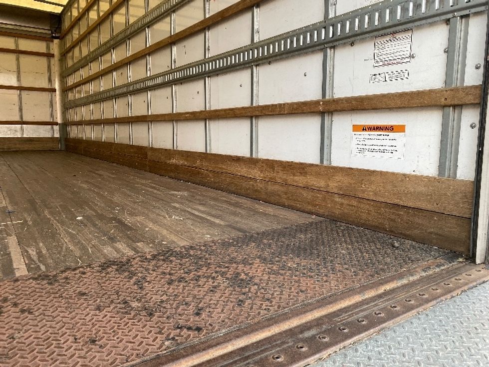 Medium Duty Box Truck-Light and Medium Duty Trucks-Freightliner-2022-M2-Seattle-WA-92,257\n\t\tmiles-$ 79,250 - Image 12