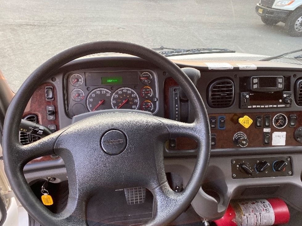 Medium Duty Box Truck-Light and Medium Duty Trucks-Freightliner-2022-M2-Seattle-WA-92,257\n\t\tmiles-$ 79,250 - Image 18