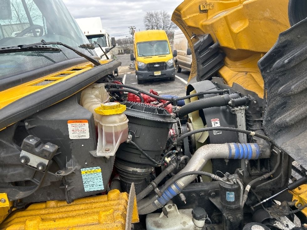 Medium Duty Box Truck-Light and Medium Duty Trucks-Freightliner-2022-M2-South Plainfield-NJ-260,806\n\t\tmiles-$ 38,500 - Image 23