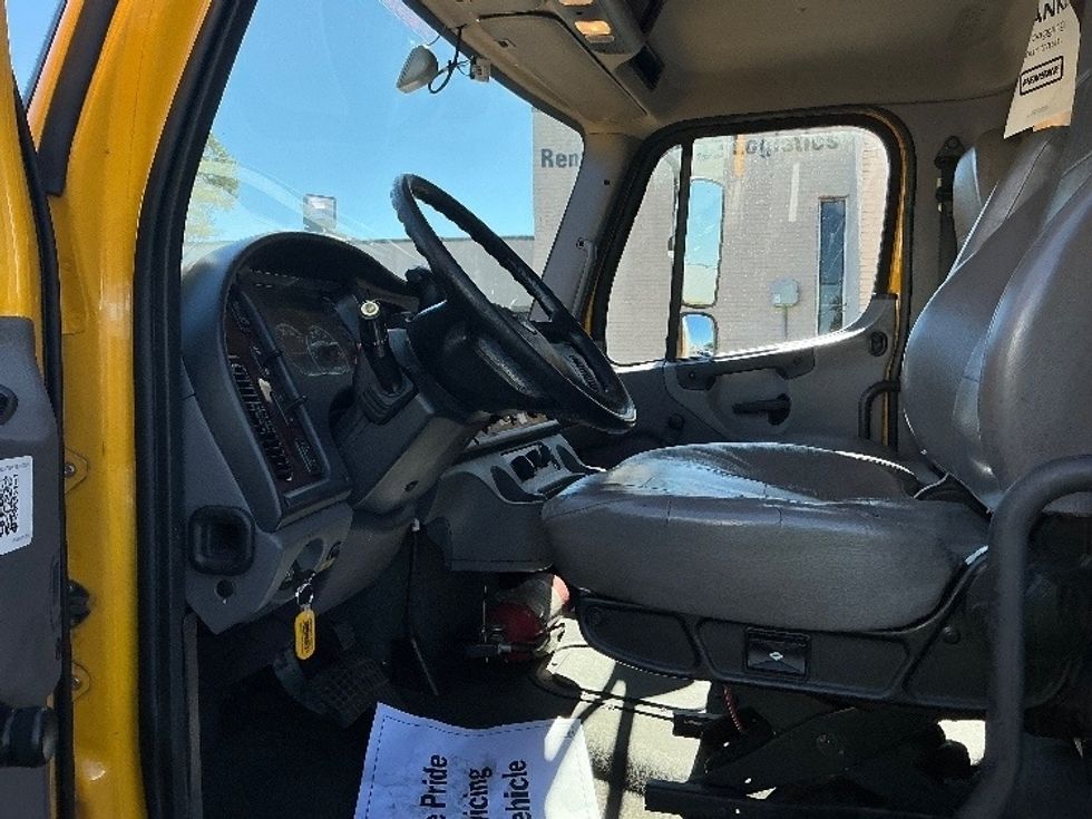 Medium Duty Box Truck-Light and Medium Duty Trucks-Freightliner-2022-M2-Spartanburg-SC-175,649\n\t\tmiles-$ 63,750 - Image 16