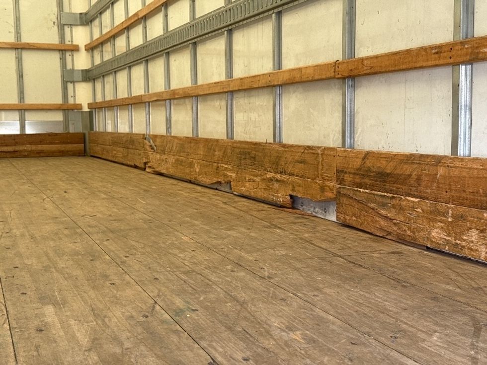 Medium Duty Box Truck-Light and Medium Duty Trucks-Freightliner-2022-M2-Springfield-MA-239,260\n\t\tmiles-$ 45,250 - Image 26