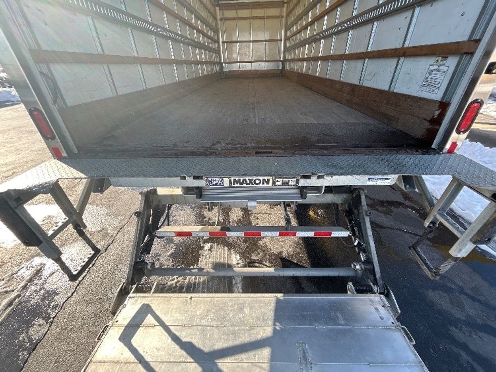 Medium Duty Box Truck-Light and Medium Duty Trucks-Freightliner-2022-M2-Springfield-MO-124,598\n\t\tmiles-$ 67,750 - Image 10