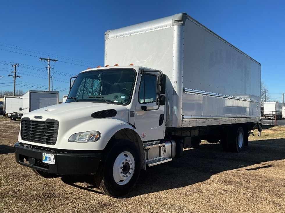 Medium Duty Box Truck-Light and Medium Duty Trucks-Freightliner-2022-M2-Springfield-MO-158,936\n\t\tmiles-$ 67,750 - Image 3