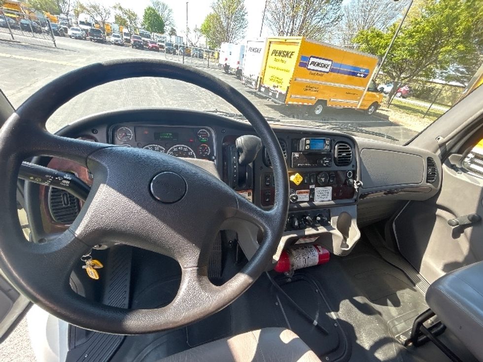 Medium Duty Box Truck-Light and Medium Duty Trucks-Freightliner-2022-M2-Springfield-MO-196,848\n\t\tmiles-$ 52,000 - Image 18