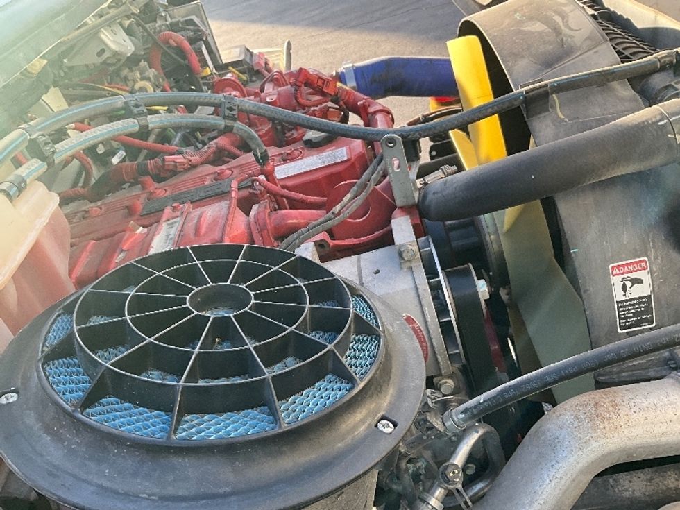 Medium Duty Box Truck-Light and Medium Duty Trucks-Freightliner-2022-M2-Springfield-MO-76,117\n\t\tmiles-$ 82,000 - Image 23