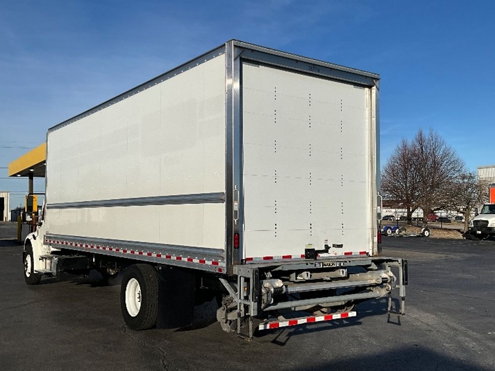 Medium Duty Box Truck-Light and Medium Duty Trucks-Freightliner-2022-M2-Springfield-MO-76,117\n\t\tmiles-$ 82,000 - Image 6