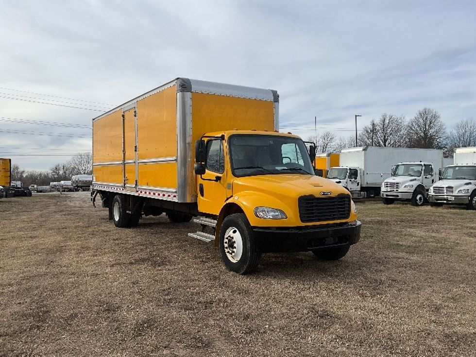Medium Duty Box Truck-Light and Medium Duty Trucks-Freightliner-2022-M2-Springfield-MO-99,973\n\t\tmiles-$ 77,250 - Image 1