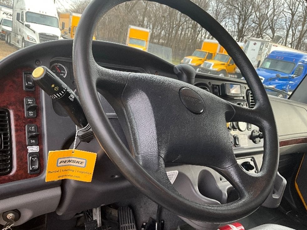 Medium Duty Box Truck-Light and Medium Duty Trucks-Freightliner-2022-M2-Springfield-MO-99,973\n\t\tmiles-$ 77,250 - Image 18