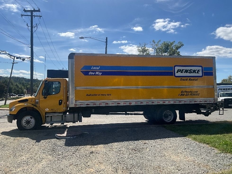 Medium Duty Box Truck-Light and Medium Duty Trucks-Freightliner-2022-M2-Sterling-VA-210,089\n\t\tmiles-$ 49,250 - Image 4