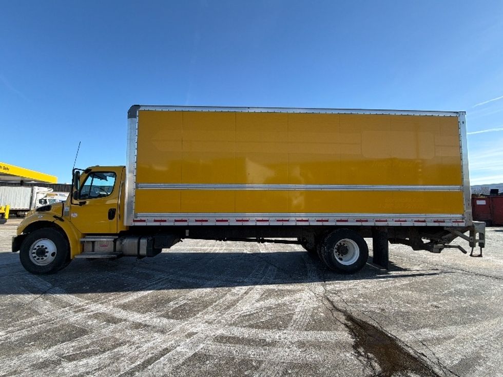 Medium Duty Box Truck-Light and Medium Duty Trucks-Freightliner-2022-M2-Sturtevant-WI-118,352\n\t\tmiles-$ 72,000 - Image 15