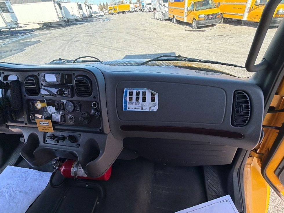 Medium Duty Box Truck-Light and Medium Duty Trucks-Freightliner-2022-M2-Sturtevant-WI-118,352\n\t\tmiles-$ 72,000 - Image 21