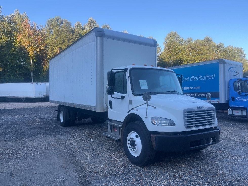 Medium Duty Box Truck-Light and Medium Duty Trucks-Freightliner-2022-M2-Suwanee-GA-278,292\n\t\tmiles-$ 42,000 - Image 1