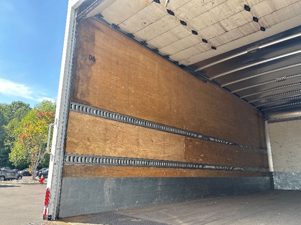 Medium Duty Box Truck-Light and Medium Duty Trucks-Freightliner-2022-M2-Suwanee-GA-278,292\n\t\tmiles-$ 42,000 - Image 11