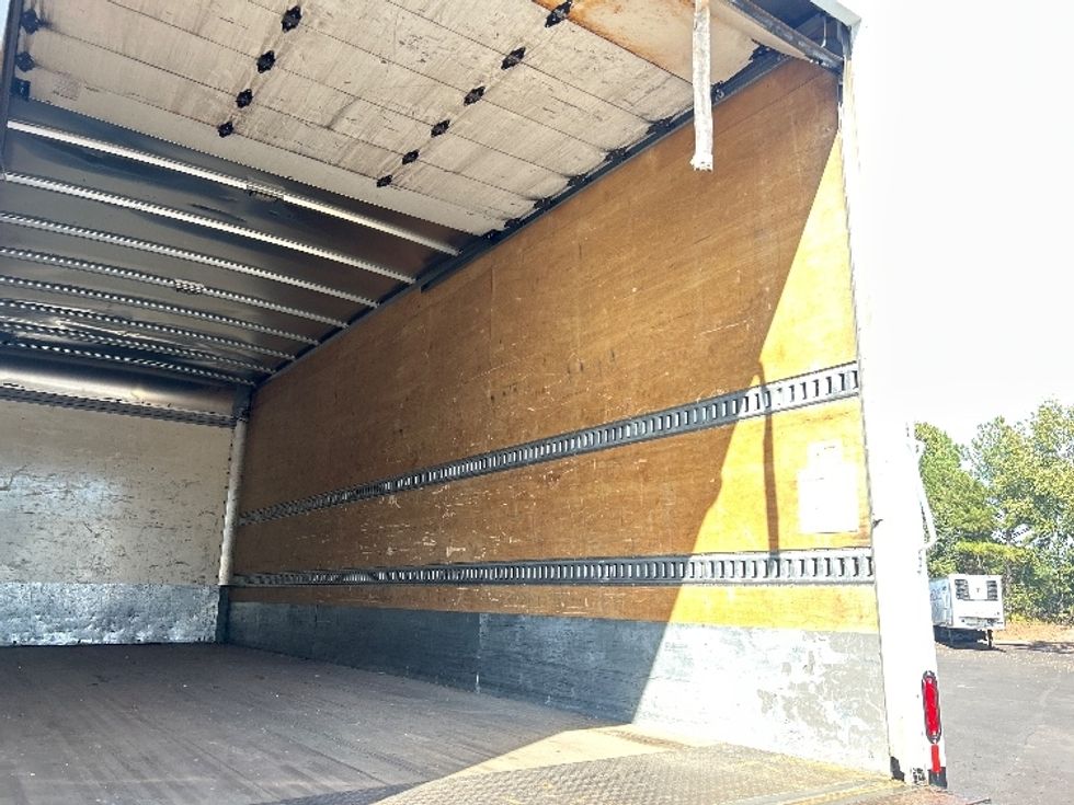 Medium Duty Box Truck-Light and Medium Duty Trucks-Freightliner-2022-M2-Suwanee-GA-278,292\n\t\tmiles-$ 42,000 - Image 12