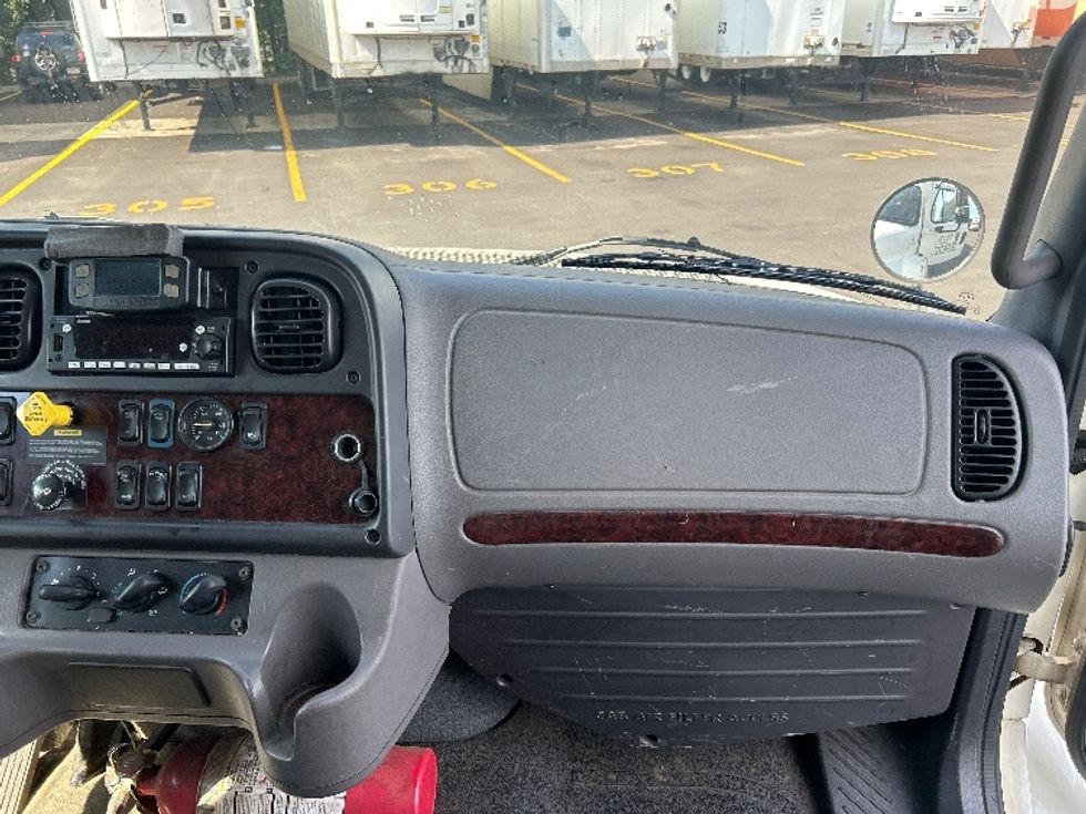 Medium Duty Box Truck-Light and Medium Duty Trucks-Freightliner-2022-M2-Suwanee-GA-278,292\n\t\tmiles-$ 42,000 - Image 20