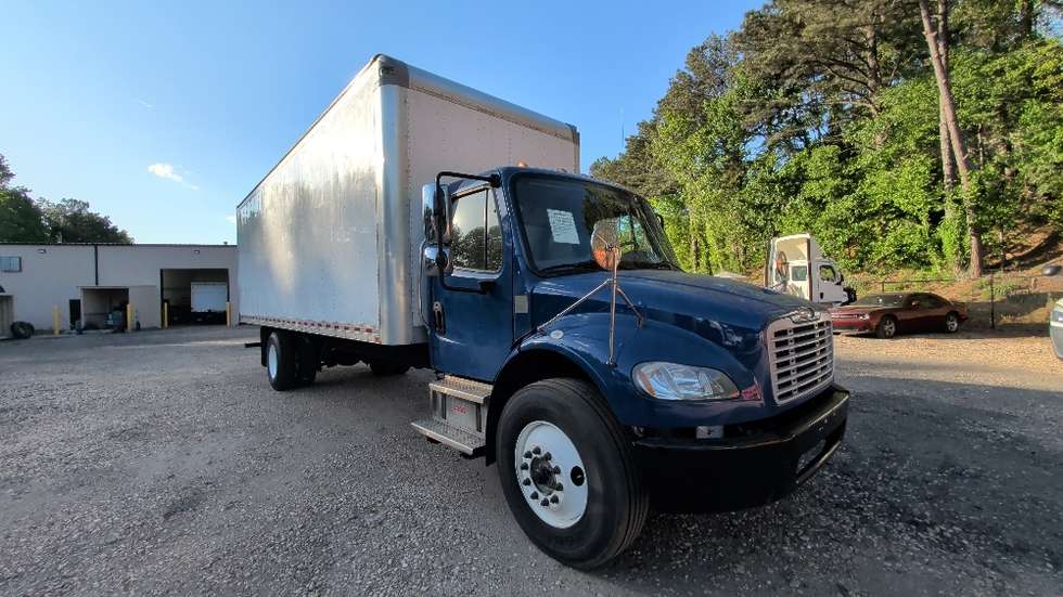 Medium Duty Box Truck-Light and Medium Duty Trucks-Freightliner-2022-M2-Suwanee-GA-293,058
miles-$ 36,250