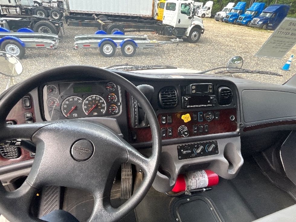 Medium Duty Box Truck-Light and Medium Duty Trucks-Freightliner-2022-M2-Suwanee-GA-328,773\n\t\tmiles-$ 32,250 - Image 17