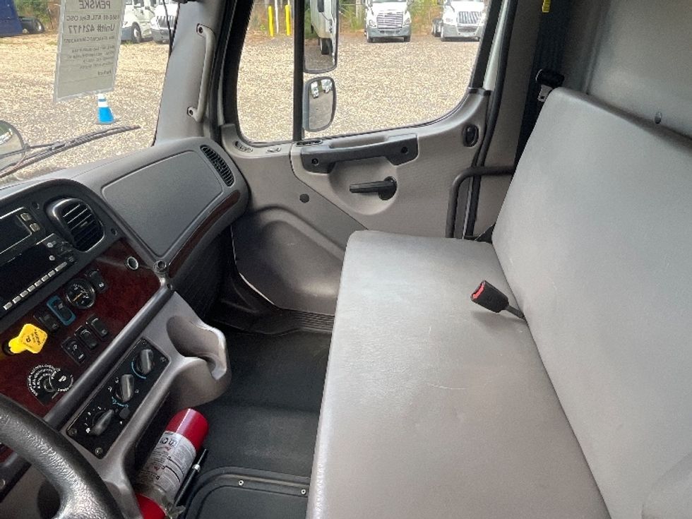 Medium Duty Box Truck-Light and Medium Duty Trucks-Freightliner-2022-M2-Suwanee-GA-328,773\n\t\tmiles-$ 32,250 - Image 18